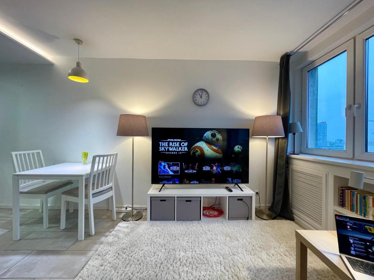 Palace 3 Wifi 65'Tv Netflix Hbo Disney Applettv Varsovie Extérieur photo